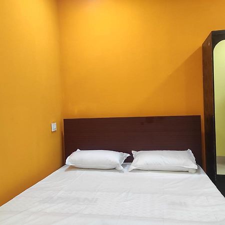 Hotel Sk Lodge Near Guwahati Airport Екстериор снимка