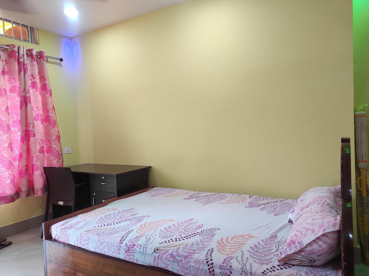 Hotel Sk Lodge Near Guwahati Airport Екстериор снимка